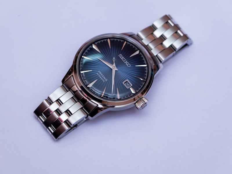 SEIKO analog watch stainless steel